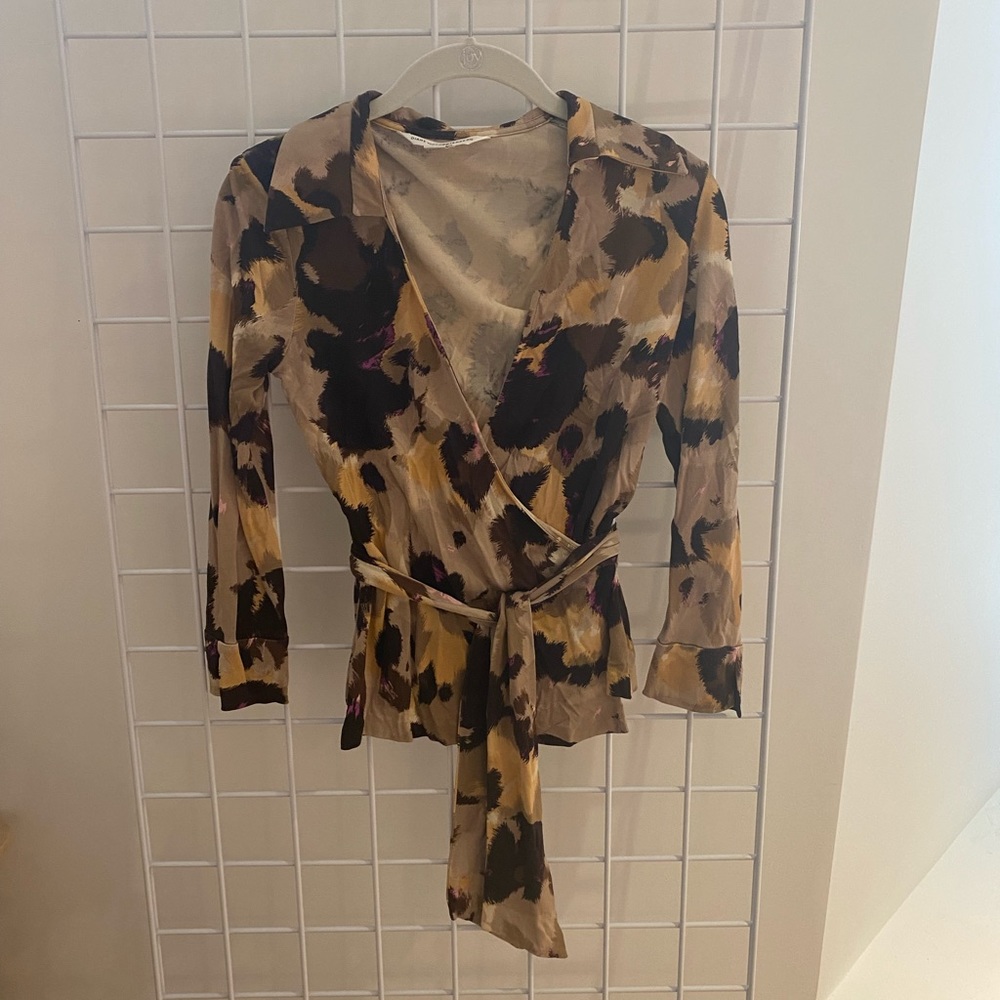 Diane Von Furstenberg wrap top